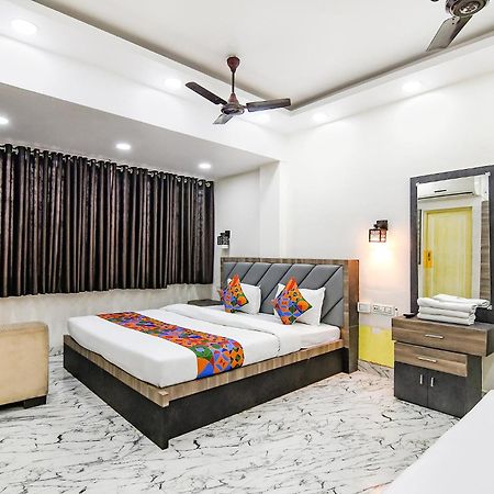 Fabexpress Sr Royale - Nr Sealdah Station Hotel Kolkata Exterior photo