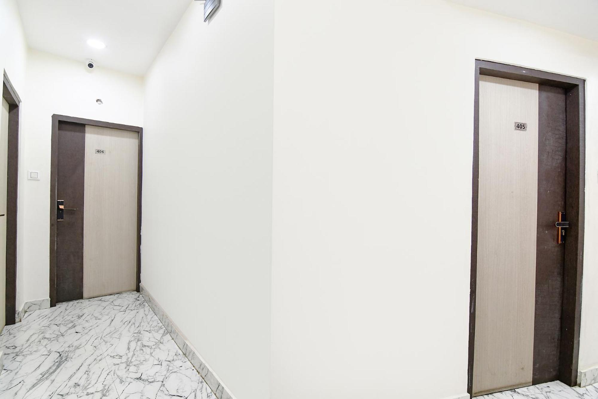 Fabexpress Sr Royale - Nr Sealdah Station Hotel Kolkata Exterior photo