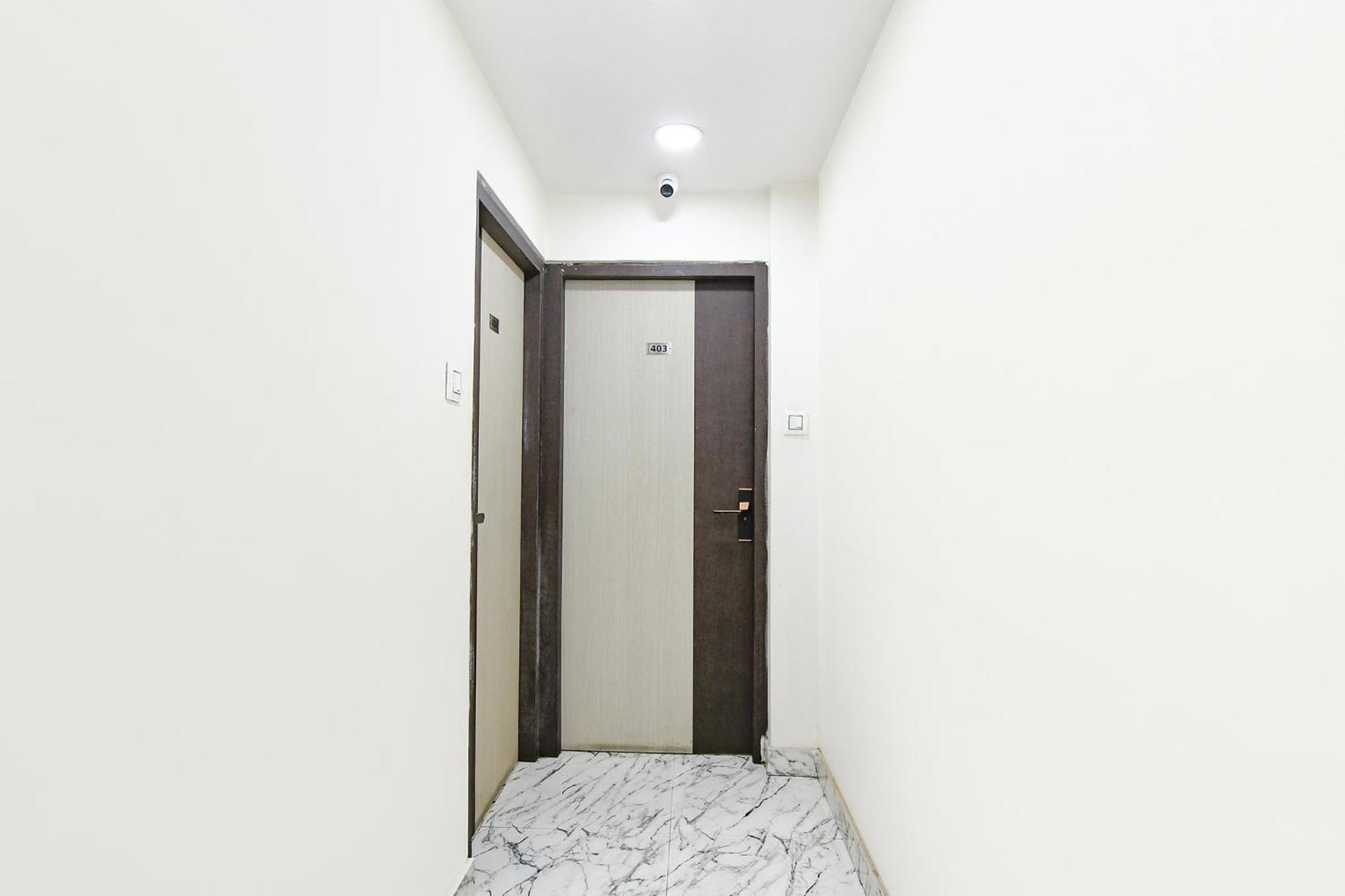 Fabexpress Sr Royale - Nr Sealdah Station Hotel Kolkata Exterior photo