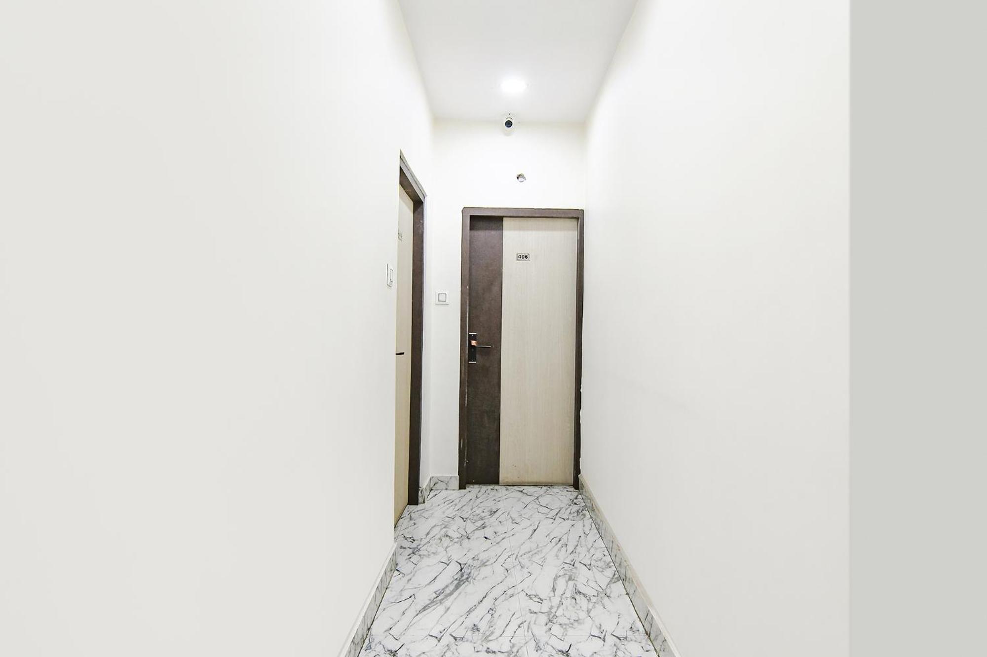 Fabexpress Sr Royale - Nr Sealdah Station Hotel Kolkata Exterior photo